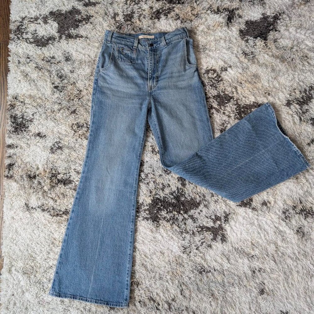 NWOT  Women's Blue Jeans Size 26